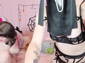 Stripchat Free Live Porn of peachandkay