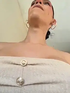 Stripchat Best live sex cam show of Carlita_cute