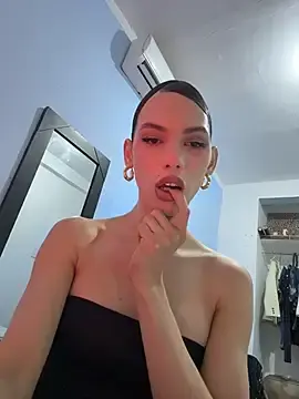 Stripchat Free Porn Cam of Carlita_cute