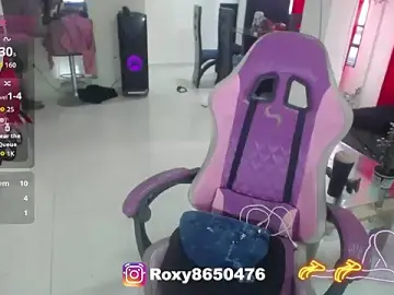 Stripchat Live Sex of roxy_roxxan