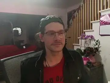 Stripchat Live Sex of MasterDaddyCool