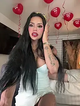 Stripchat Free Live Porn of HOT_LADY_777