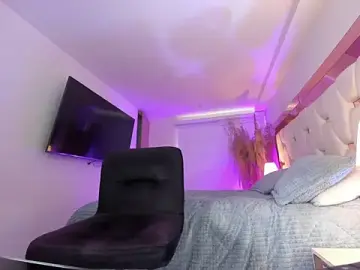 Stripchat Free Live Porn of HOT_LADY_777