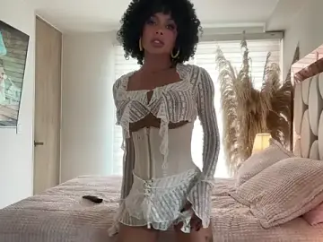 Stripchat Best Webcam of HOT_LADY_777