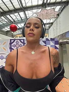 Stripchat Live Porn of HOT_LADY_777