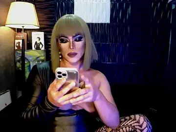 Stripchat Live Porn of UrtopshemalegoddessAliyah