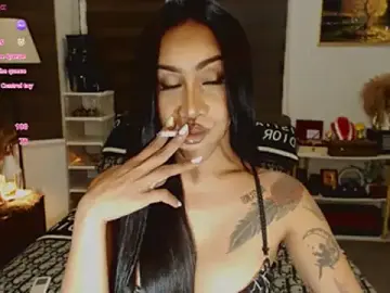 Stripchat Watch Live Sex Cams of SeductiveVictoria