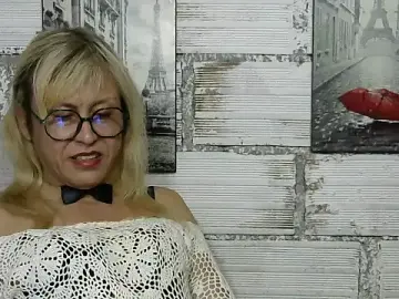 Stripchat Best live sex cam show of divahot08