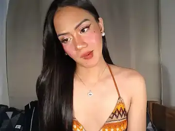 Stripchat Nude Webcam of im_ur_wife69