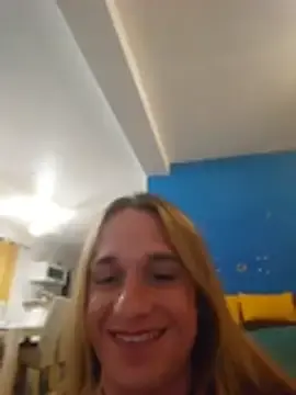 Stripchat Sex Cam of FlorineTV
