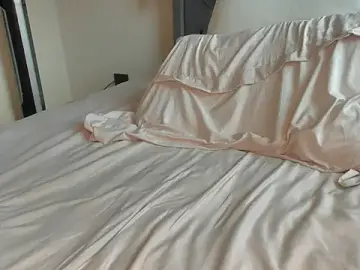 Stripchat Live Sex Cam of trs_val1