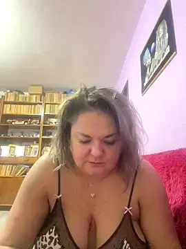Stripchat Best Webcam of MikyVesela