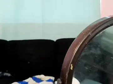 Stripchat Sex Cam of StarinThecloudz