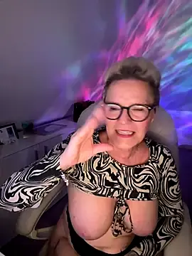 Stripchat Sex Cam of German_Milf