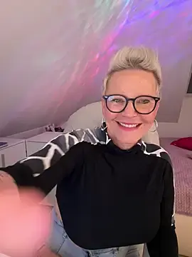 Stripchat Live Sex Cam of German_Milf
