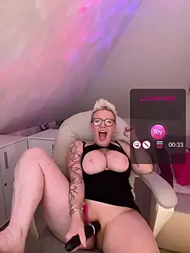 Stripchat Best live sex cam show of German_Milf