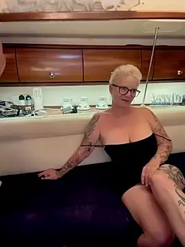 Stripchat Live Sex Cam of German_Milf