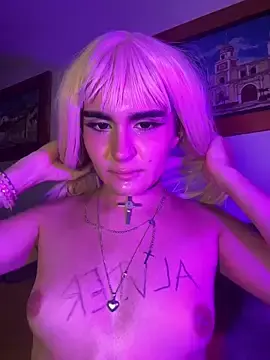 PinkyFairy from stripchat