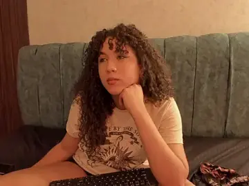 Stripchat Free Live Porn of Aleera_Walton