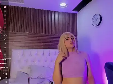 SophieWolf_ from stripchat