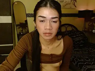 Stripchat Free Porn Cam of EnviousMaddie