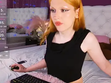 Stripchat Free Live Porn of LunaBl1ss