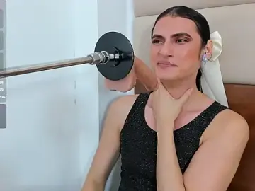 Stripchat Watch Live Sex Cams of shantall_skinny