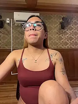 Stripchat Live Sex of alcyone_hilton
