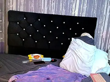 Stripchat Nude Webcam of Alicee_Moonn