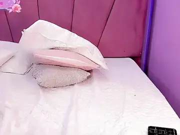 Stripchat Live Porn of ValeriaAguilar