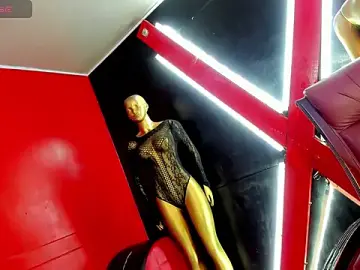 Stripchat Nude Webcam of Mia_dasilva_