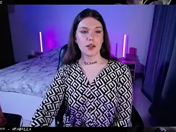 MicheleDoll from stripchat