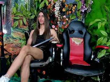 Stripchat Sex Cam of Elena_and_Julian