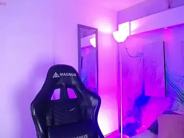 Stripchat Free Live Porn of Aniie_Doll
