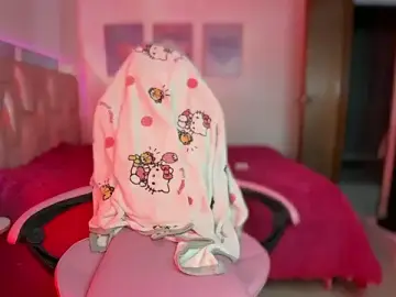 lunesweet from stripchat