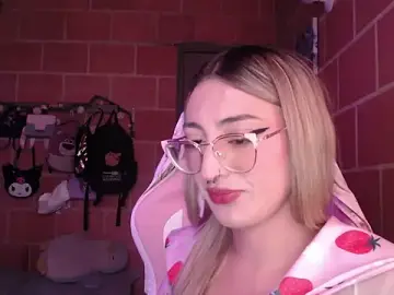 Stripchat Adult Video Chat of Andrea_camilaaa