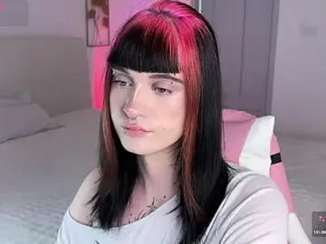 Stripchat Sex Cam of Vailyreb_