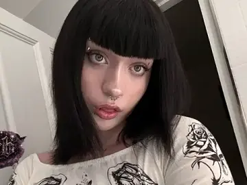 Stripchat Live Sex Cam of Vailyreb_