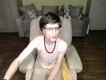 Stripchat Best Webcam of clementine