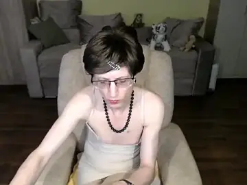 Stripchat Free Porn Cam of clementine