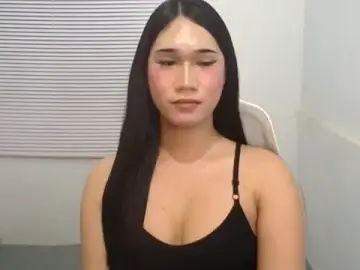 Stripchat Sex Cam of SimplyXia