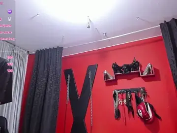 Stripchat Adult Webcam of Almaazz