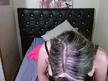 Stripchat Best live sex cam show of Cynthi-Sweet