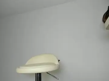 Stripchat Nude Webcam of SARA_TS_FOX