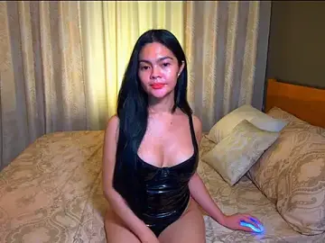 Stripchat Watch Live Sex Cams of ellaragray