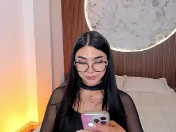 Stripchat Adult Webcams of RoseCassie