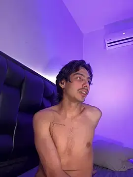 Stripchat Live Sex of MiaSkylar