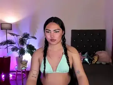 Stripchat Free Porn Cam of itsmeSiannaLoove69