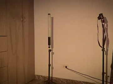 Stripchat Live Sex Cam of alexxatokyo