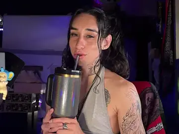 Stripchat Free Porn Cam of xoFrankie